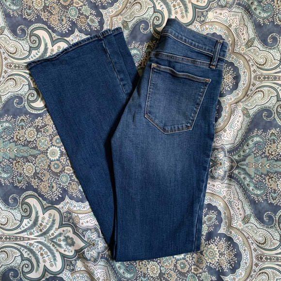 GAP Perfect Boot - Mid Rise - Picture 3 of 4